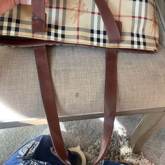 Authentic Burberry vintage nova check tote bag (F305) - Picture 9 of 15